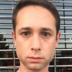 Rucka Rucka Ali, 38 (流行歌手)