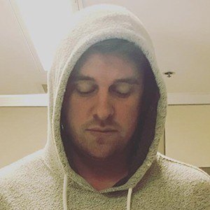 Russell Powell, 43 (画家)