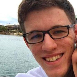 Ryan Burns, 29 (YouTube明星)