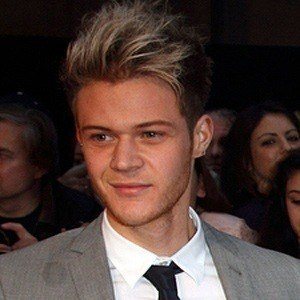 Ryan Fletcher, 35 (貝斯手)