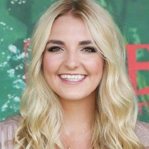 Rydel Lynch, 32 (Cantante pop)