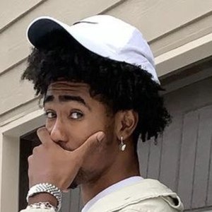 Ryen Jones, 21 (TikTok Star)