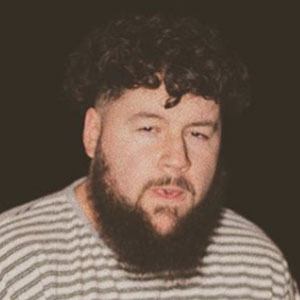 S-X, 33 (Поп-певец)