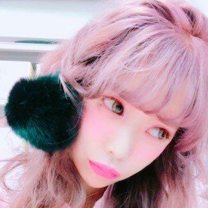 Saaya Hayashida, 35 (Diseñador de Modas)