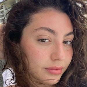 Saby Hesri, 27 (Instagram Star)