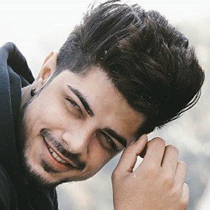 Sagar Midda, 27 (Model)