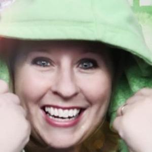 SallyGreenGamer, 38 (YouTube明星)