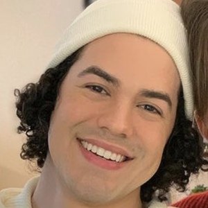 Sam Alves, 36 (Pop Zangers)