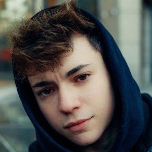 Sam Collins, 29 (YouTube明星)