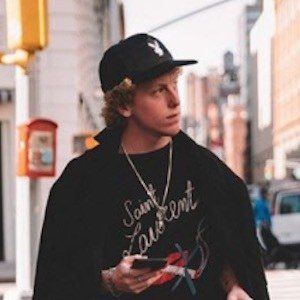 Sam Dameshek, 26 (摄影家)