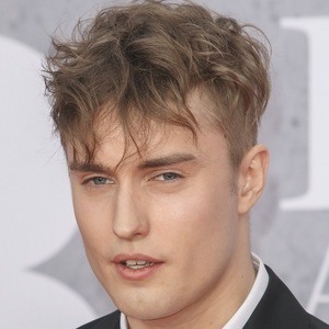 Sam Fender image 4