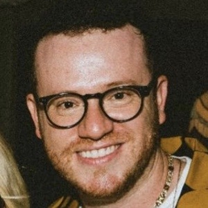 Sam Fischer, 34 (Pop Singer)