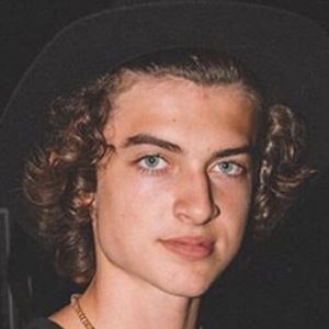 Sam Hurley, 22 (Estrella de TikTok)