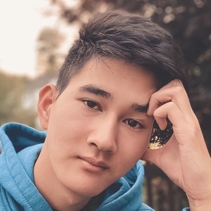 Sam Schmir image 3