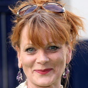 Samantha Bond image 6