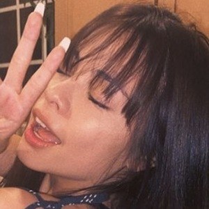 Samantha Eve image 5