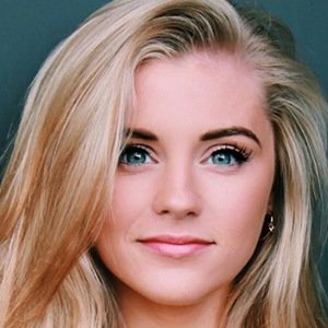 Samantha Feher, 28 (Instagram Star)