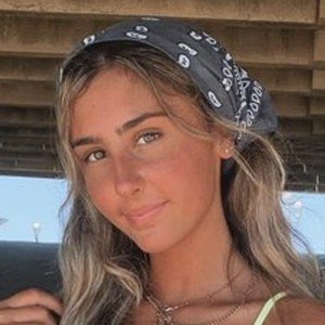 Samantha Kelly image 5