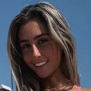 Samantha Kelly image 8