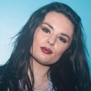 Samantha Lavery, 26 (Pop Singer)