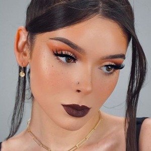 Samantha Lux, 28 (YouTube明星)