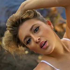 Samantha Marie, 33 (Instagram Star)