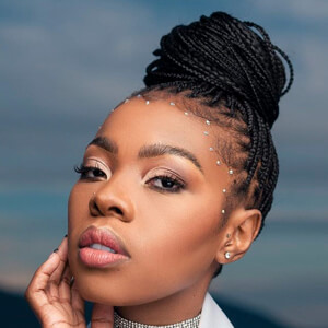 Samantha Mogwe, 37 (Soulsänger)