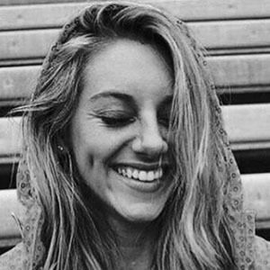 Samantha Peszek image 3