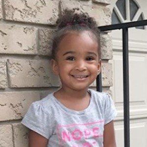 Samia Ali, 9 (YouTube-ster)