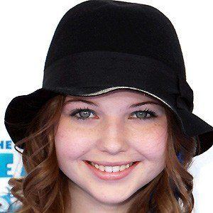 Sammi Hanratty, 28 (TV-actrice)