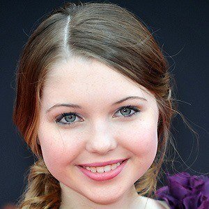 Sammi Hanratty, 30 (TV Actress)