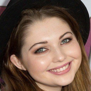 Sammi Hanratty, 30 (TV Actress)