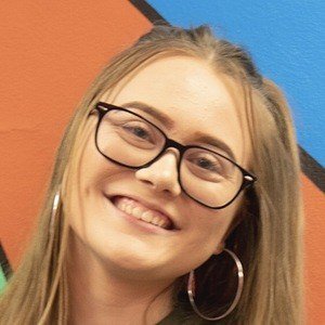 Sammie Lewis image 4