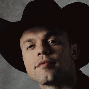 Sammy Arriaga image 6