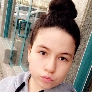 Sana Hojok, 20 (YouTube Star)