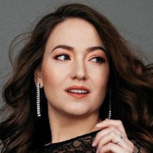 Sandi Crystal Ball, 35 (YouTube Star)