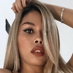 Sandra Trengia, 27 (Instagram Star)