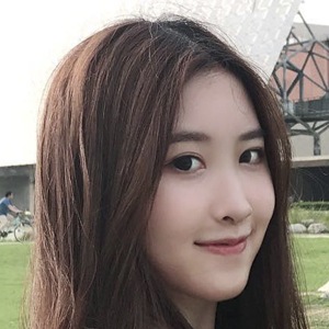 Sandy Sandy&Mandy, 22 (Звезда Youtube)