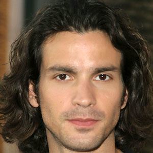 Santiago Cabrera image 3
