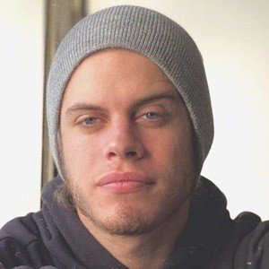 Santiago Sáez, 28 (TV Actor)