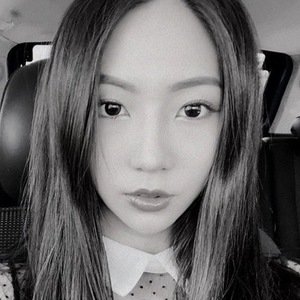 Sara Choi, 32 (Instagram Star)