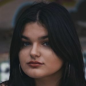 Sara Franchesca image 2