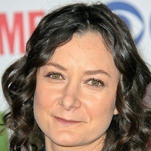 Sara Gilbert image 3