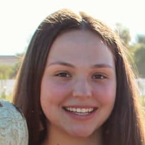 Sara James - teacher image 7