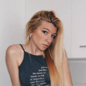 Sara Rose, 30 (Modella)