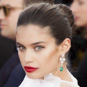 Sara Sampaio, 34 (模特)