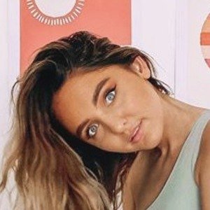 Sarah Betts, 29 (YouTube Star)