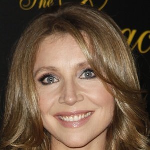 Sarah Chalke, 49 (电视女演员)