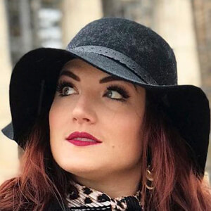 Sarah Cline image 15