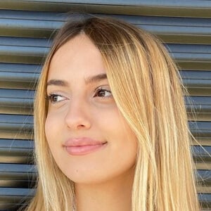 Sarah Estanislau, 21 (TikTok明星)